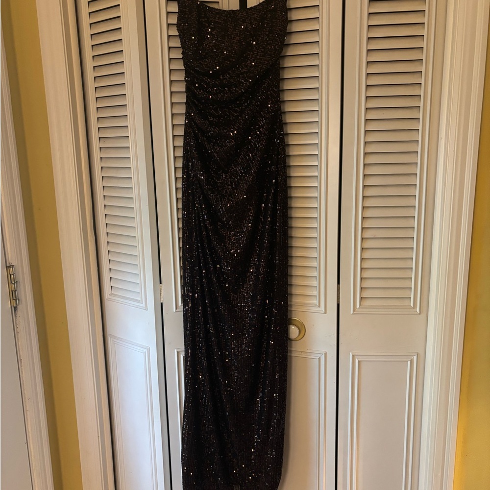 Elegant Black Sequin Evening Gown